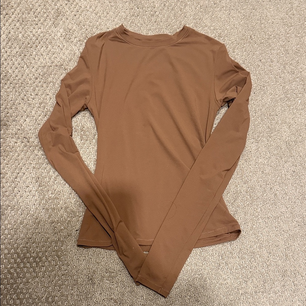 SKIMS Long Sleeve Top in Rich Brown